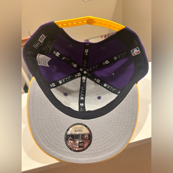 New Era Youth Boy's Snapback - Picture 5 of 7